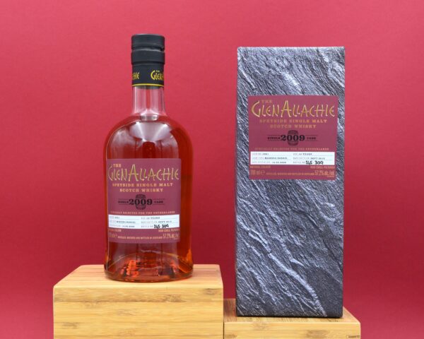 GlenAllachie - 10 yo 2009 Madeira Cask
