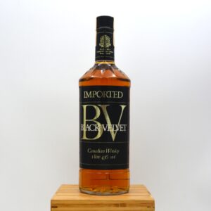 Black Velvet Distillery - Imported Canadian Whisky 1979/1980