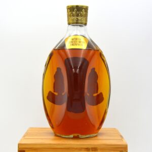 Alternative view of Dimple 12yo De Luxe Scotch Whisky