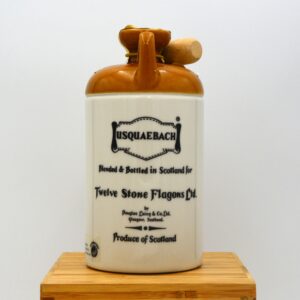 Alternative view of Usquaebach - old & rare / The Grand Whisky of the Highlands (Douglas Laing)