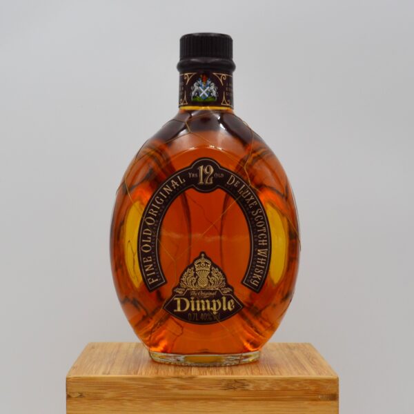 Dimple 12yo De Luxe Scotch Whisky